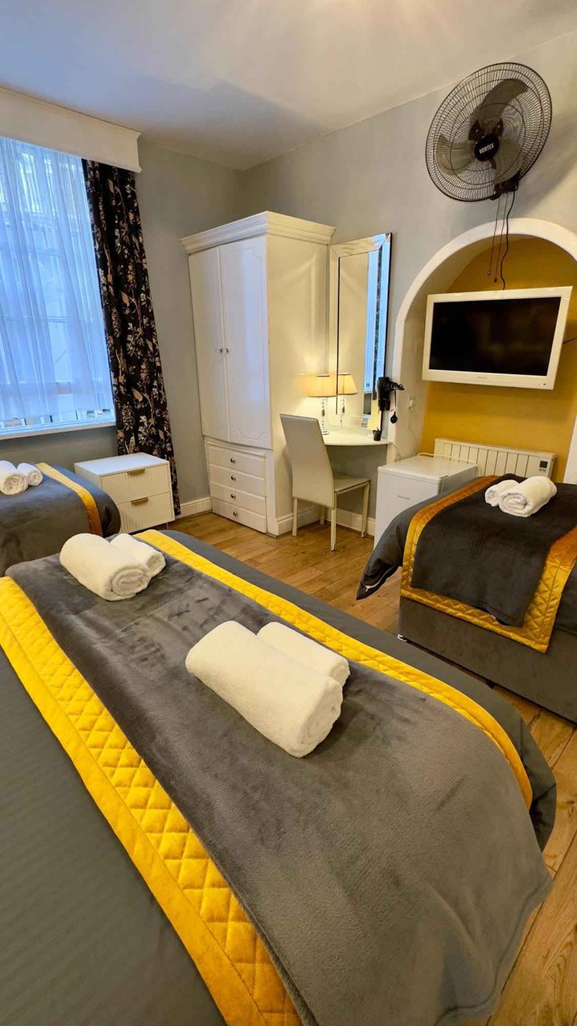 Piccolino Hyde Park Bed and breakfast