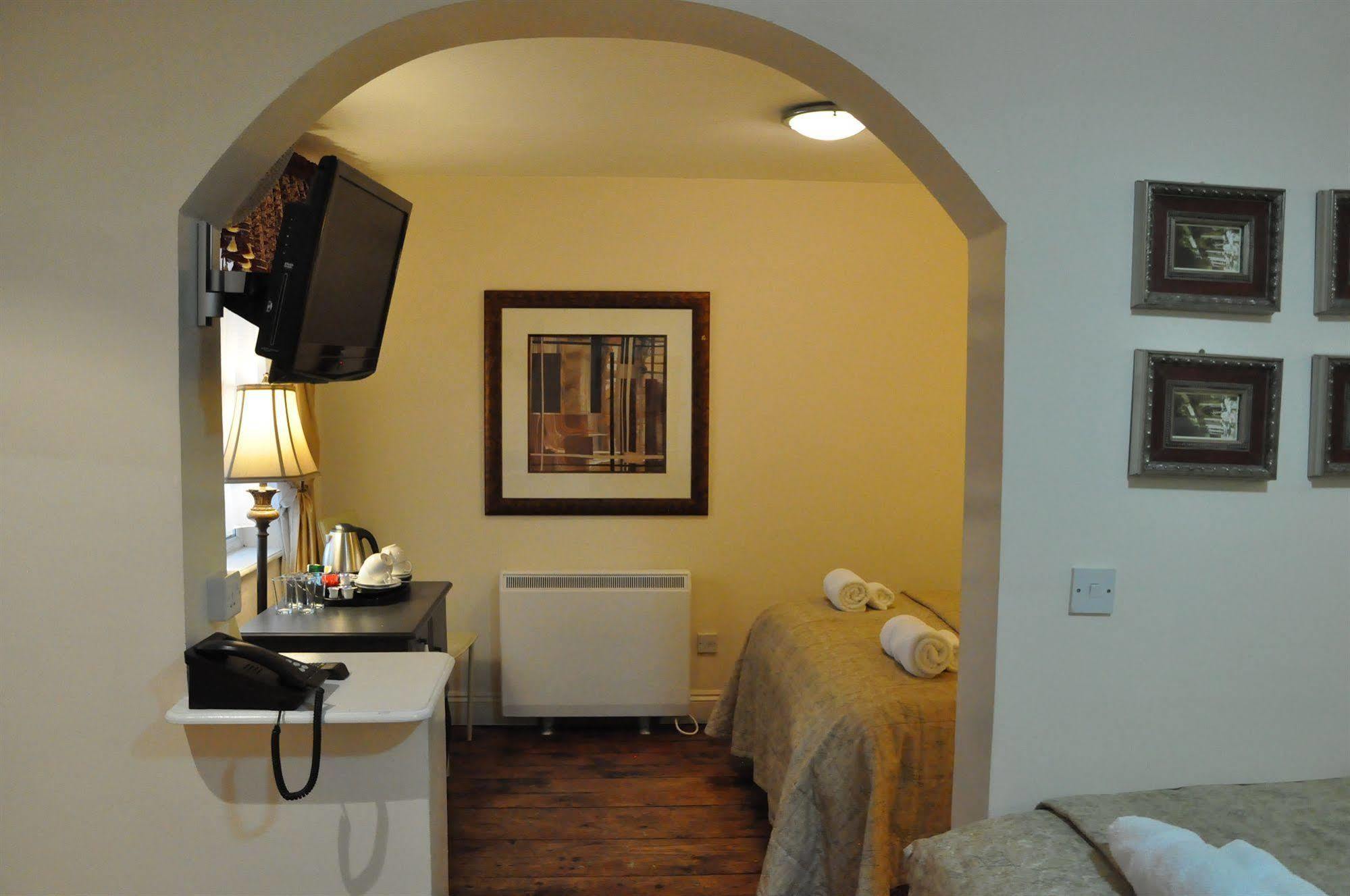 Piccolino Hyde Park Bed and breakfast 2*